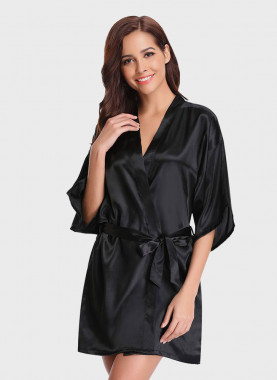 Women' s Black Solid Sleeveless dress