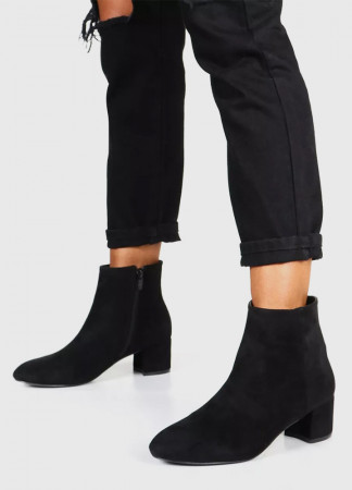 Zipper Detail Low Heel Casual Boots